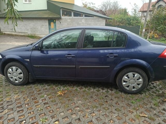 Синий Рено Меган, объемом двигателя 1.4 л и пробегом 173 тыс. км за 3550 $, фото 1 на Automoto.ua