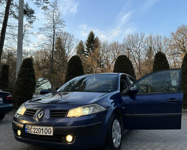 Синий Рено Меган, объемом двигателя 1.6 л и пробегом 179 тыс. км за 3500 $, фото 1 на Automoto.ua