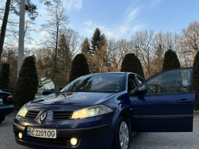 Синий Рено Меган, объемом двигателя 1.6 л и пробегом 179 тыс. км за 3500 $, фото 1 на Automoto.ua
