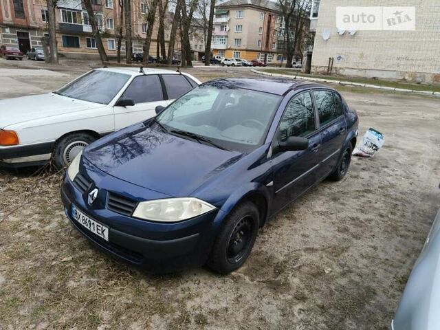 Синий Рено Меган, объемом двигателя 0 л и пробегом 175 тыс. км за 3800 $, фото 1 на Automoto.ua