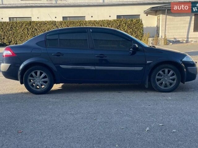 Синій Рено Меган, об'ємом двигуна 2 л та пробігом 224 тис. км за 4900 $, фото 1 на Automoto.ua