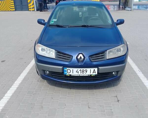 Синий Рено Меган, объемом двигателя 1.6 л и пробегом 260 тыс. км за 4600 $, фото 1 на Automoto.ua