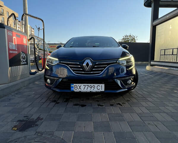 Синий Рено Меган, объемом двигателя 1.5 л и пробегом 65 тыс. км за 17500 $, фото 1 на Automoto.ua