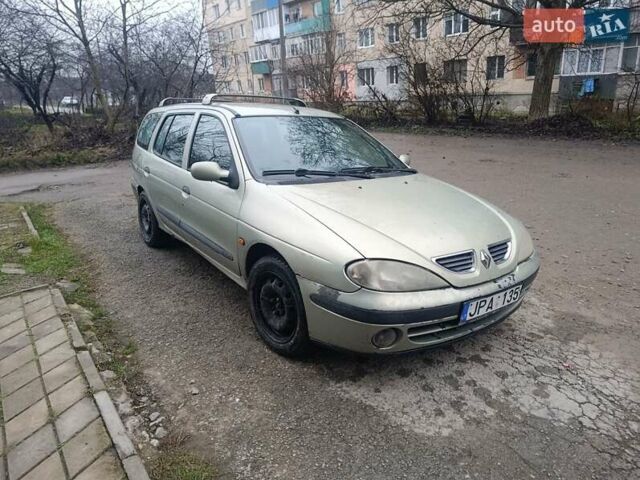 Синий Рено Меган, объемом двигателя 1.9 л и пробегом 260 тыс. км за 1250 $, фото 1 на Automoto.ua