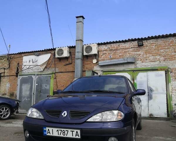 Синий Рено Меган, объемом двигателя 1.39 л и пробегом 214 тыс. км за 3300 $, фото 1 на Automoto.ua