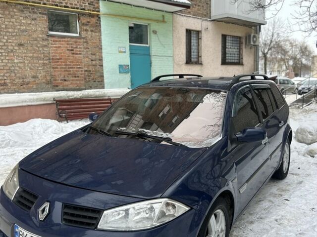 Синий Рено Меган, объемом двигателя 1.9 л и пробегом 300 тыс. км за 3899 $, фото 1 на Automoto.ua