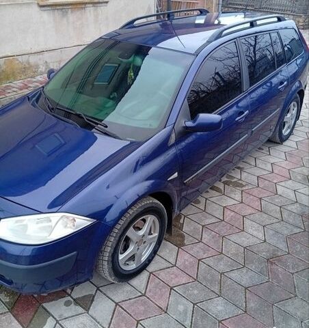 Синій Рено Меган, об'ємом двигуна 1.6 л та пробігом 324 тис. км за 4300 $, фото 1 на Automoto.ua