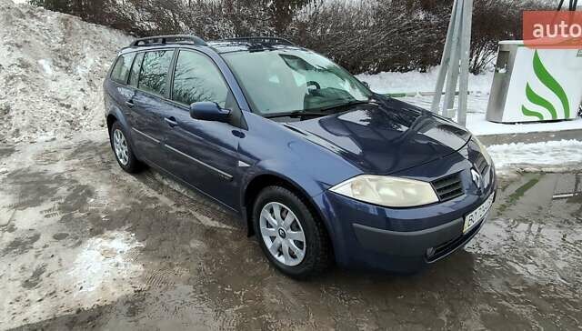 Синий Рено Меган, объемом двигателя 1.4 л и пробегом 250 тыс. км за 4200 $, фото 1 на Automoto.ua