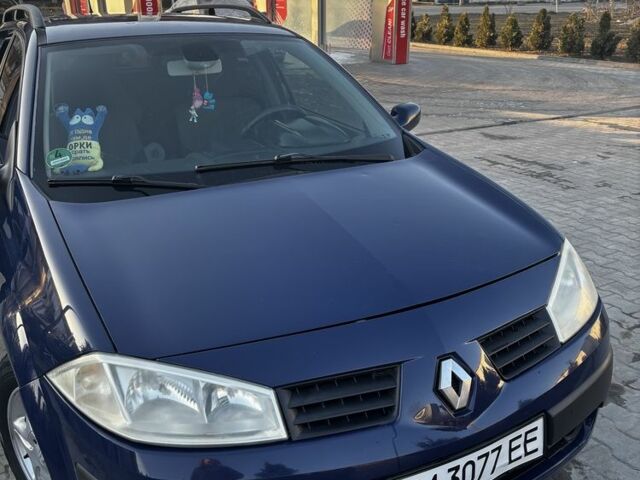 Синий Рено Меган, объемом двигателя 1.6 л и пробегом 250 тыс. км за 3600 $, фото 1 на Automoto.ua