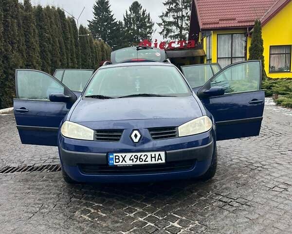 Синій Рено Меган, об'ємом двигуна 1.39 л та пробігом 153 тис. км за 4750 $, фото 1 на Automoto.ua