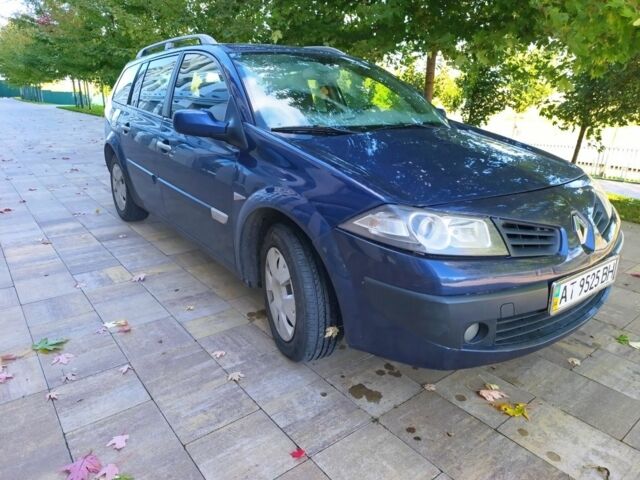 Синий Рено Меган, объемом двигателя 0 л и пробегом 280 тыс. км за 4100 $, фото 1 на Automoto.ua