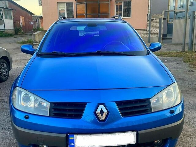 Синий Рено Меган, объемом двигателя 1.6 л и пробегом 261 тыс. км за 5200 $, фото 1 на Automoto.ua