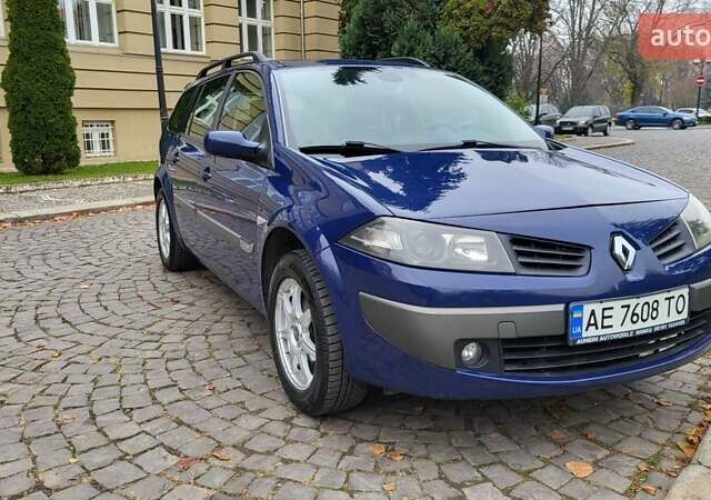 Синій Рено Меган, об'ємом двигуна 1.6 л та пробігом 249 тис. км за 5550 $, фото 1 на Automoto.ua