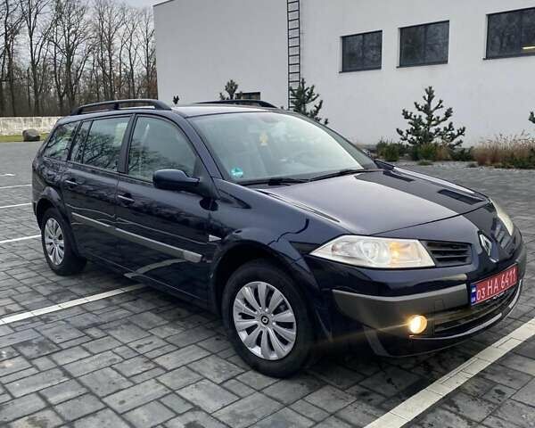 Синий Рено Меган, объемом двигателя 1.6 л и пробегом 229 тыс. км за 4850 $, фото 1 на Automoto.ua