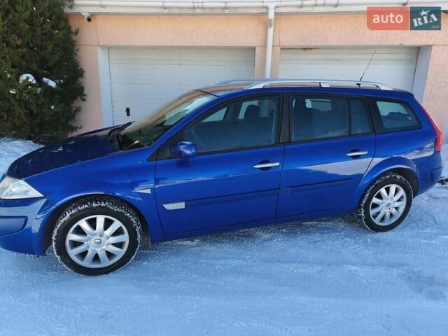 Синій Рено Меган, об'ємом двигуна 1.6 л та пробігом 221 тис. км за 5200 $, фото 1 на Automoto.ua