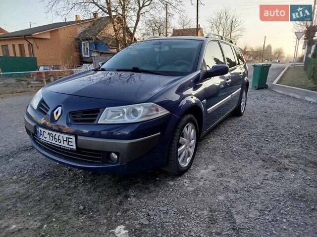 Синий Рено Меган, объемом двигателя 1.6 л и пробегом 200 тыс. км за 5500 $, фото 1 на Automoto.ua