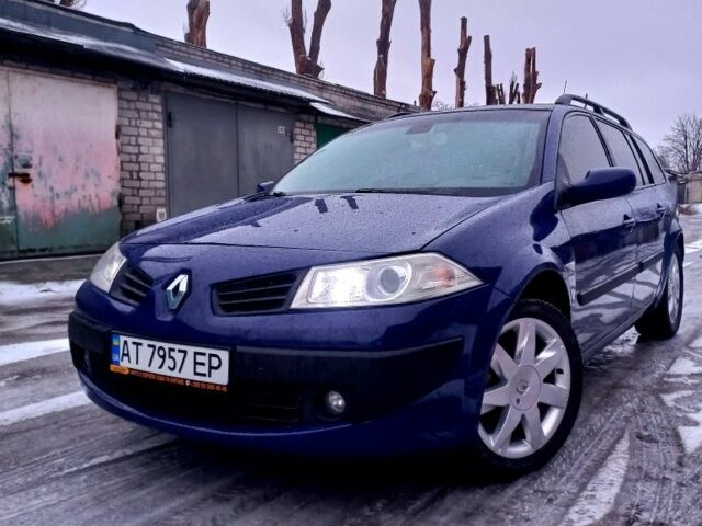 Синий Рено Меган, объемом двигателя 1.6 л и пробегом 250 тыс. км за 5400 $, фото 1 на Automoto.ua