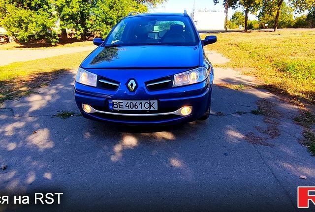 Синий Рено Меган, объемом двигателя 1.6 л и пробегом 200 тыс. км за 5500 $, фото 1 на Automoto.ua
