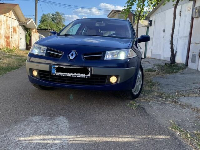 Синій Рено Меган, об'ємом двигуна 2 л та пробігом 303 тис. км за 5995 $, фото 1 на Automoto.ua