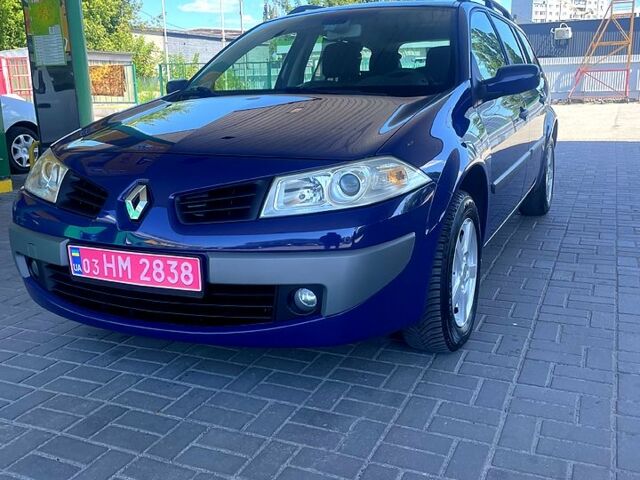 Синий Рено Меган, объемом двигателя 1.6 л и пробегом 260 тыс. км за 5500 $, фото 1 на Automoto.ua