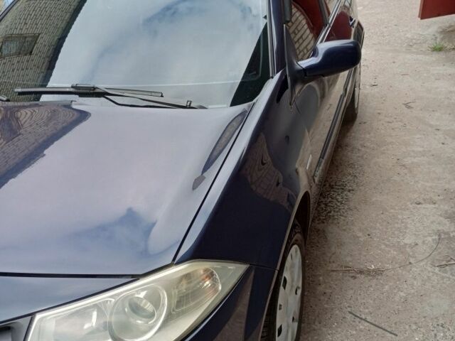 Синий Рено Меган, объемом двигателя 1.6 л и пробегом 2 тыс. км за 4794 $, фото 1 на Automoto.ua
