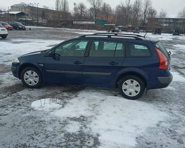 Синий Рено Меган, объемом двигателя 1.6 л и пробегом 180 тыс. км за 5600 $, фото 1 на Automoto.ua