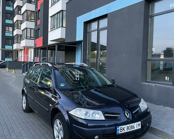 Синий Рено Меган, объемом двигателя 1.6 л и пробегом 216 тыс. км за 6200 $, фото 1 на Automoto.ua