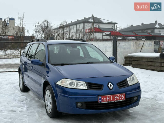 Синий Рено Меган, объемом двигателя 1.6 л и пробегом 215 тыс. км за 5300 $, фото 1 на Automoto.ua