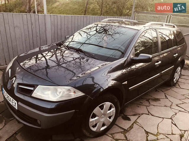 Рено Меган 2008 в Мукачеве на Automoto.ua Синий Рено Меган, объемом двигателя 1.46 л и пробегом 240 тыс. км за 5000 $, фото 1 на Automoto.ua