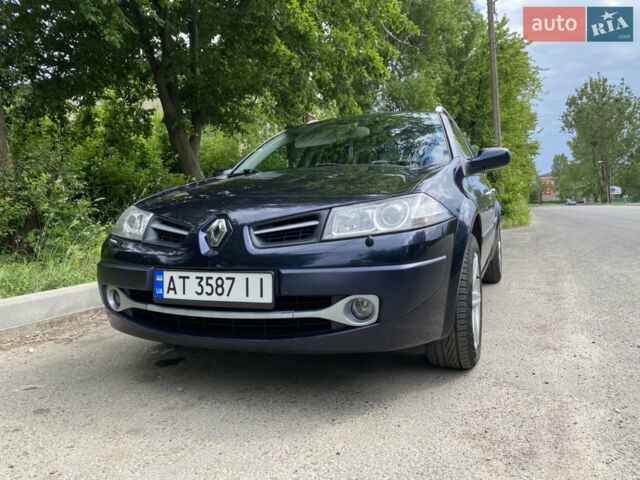 Синий Рено Меган, объемом двигателя 1.6 л и пробегом 274 тыс. км за 6100 $, фото 1 на Automoto.ua