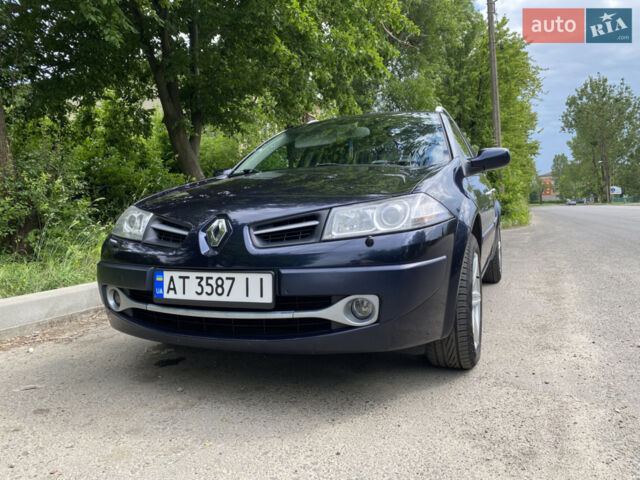 Синий Рено Меган, объемом двигателя 1.6 л и пробегом 274 тыс. км за 6100 $, фото 1 на Automoto.ua