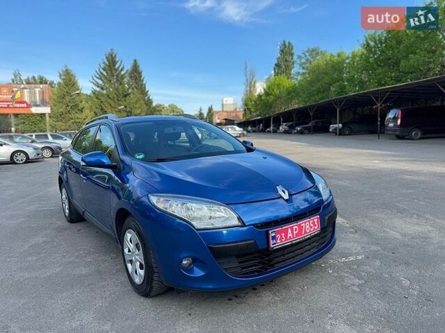 Синий Рено Меган, объемом двигателя 1.6 л и пробегом 192 тыс. км за 6700 $, фото 1 на Automoto.ua