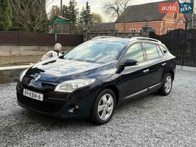 Синий Рено Меган, объемом двигателя 1.6 л и пробегом 242 тыс. км за 6799 $, фото 1 на Automoto.ua