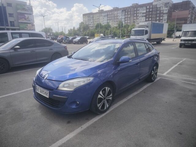Синий Рено Меган, объемом двигателя 1.5 л и пробегом 230 тыс. км за 5200 $, фото 1 на Automoto.ua