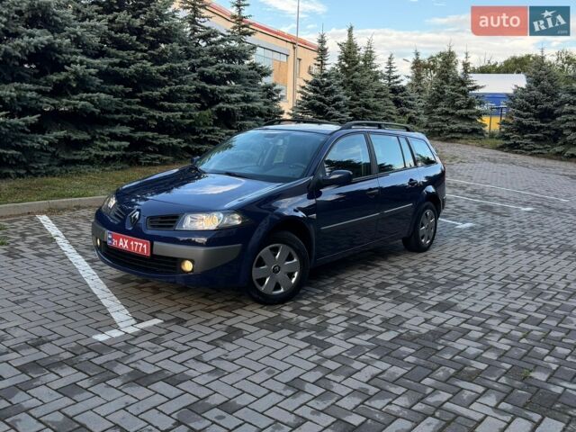 Синий Рено Меган, объемом двигателя 1.6 л и пробегом 239 тыс. км за 5300 $, фото 1 на Automoto.ua