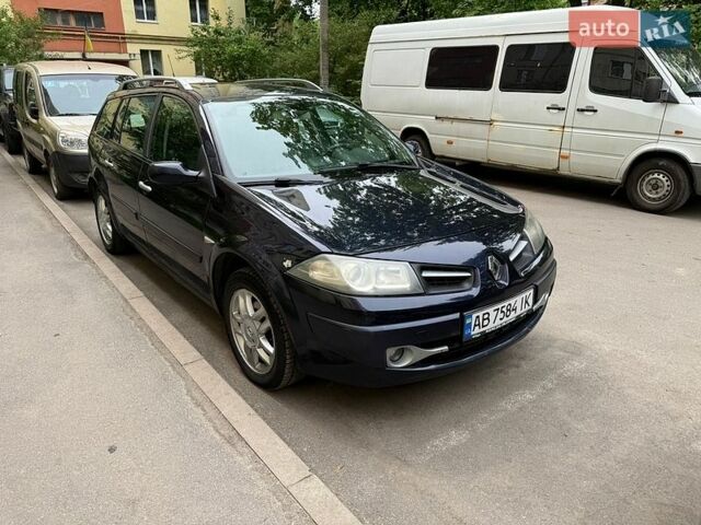 Синий Рено Меган, объемом двигателя 1.87 л и пробегом 315 тыс. км за 5100 $, фото 1 на Automoto.ua