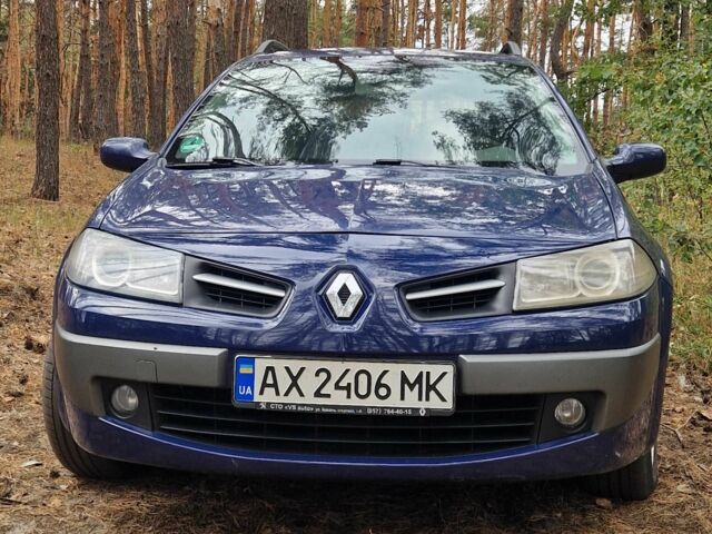 Синий Рено Меган, объемом двигателя 1.6 л и пробегом 350 тыс. км за 5200 $, фото 1 на Automoto.ua