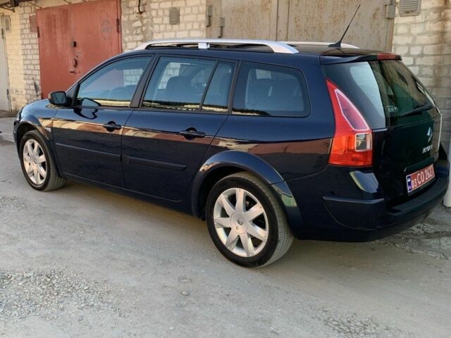 Синий Рено Меган, объемом двигателя 2 л и пробегом 176 тыс. км за 6450 $, фото 1 на Automoto.ua