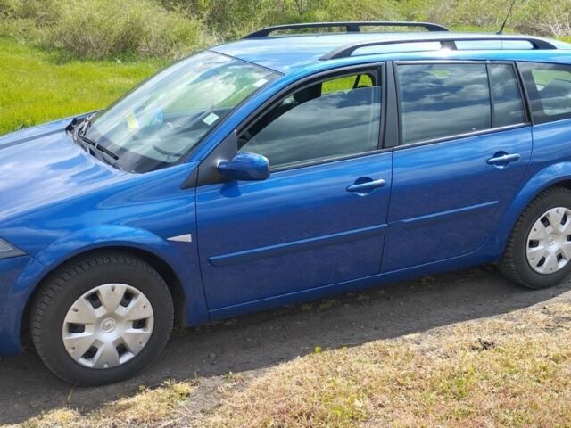 Синій Рено Меган, об'ємом двигуна 1.6 л та пробігом 250 тис. км за 5500 $, фото 1 на Automoto.ua