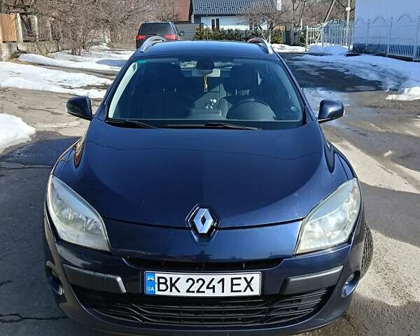 Синій Рено Меган, об'ємом двигуна 1.5 л та пробігом 250 тис. км за 5800 $, фото 1 на Automoto.ua