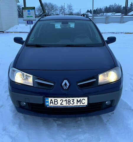 Синій Рено Меган, об'ємом двигуна 1.6 л та пробігом 173 тис. км за 5600 $, фото 1 на Automoto.ua