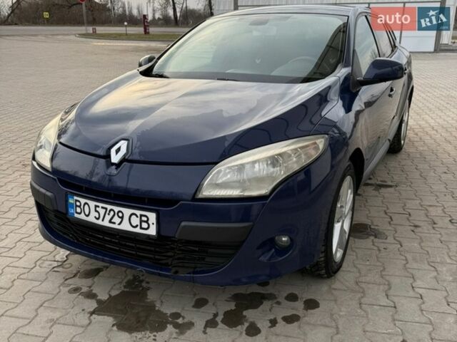Синий Рено Меган, объемом двигателя 1.5 л и пробегом 272 тыс. км за 6000 $, фото 1 на Automoto.ua