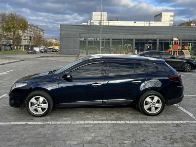 Синий Рено Меган, объемом двигателя 1.5 л и пробегом 260 тыс. км за 6900 $, фото 1 на Automoto.ua