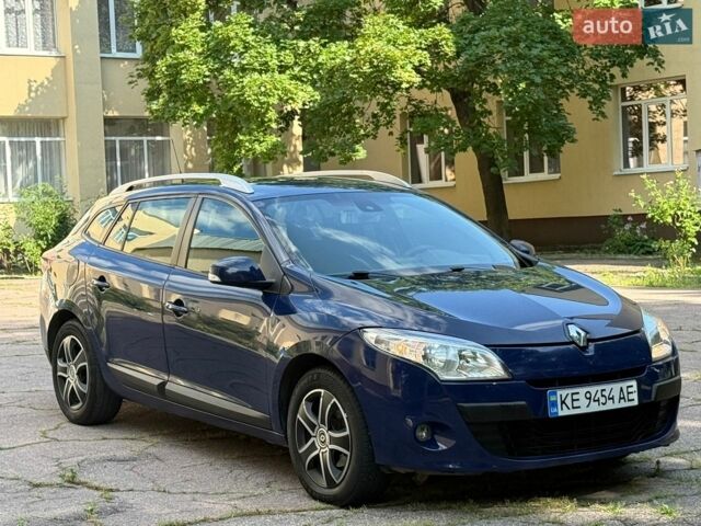 Синий Рено Меган, объемом двигателя 1.46 л и пробегом 285 тыс. км за 6500 $, фото 1 на Automoto.ua