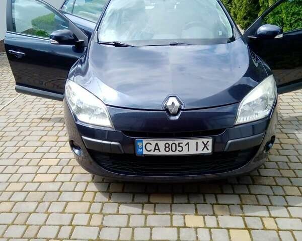 Синий Рено Меган, объемом двигателя 1.5 л и пробегом 185 тыс. км за 7500 $, фото 1 на Automoto.ua