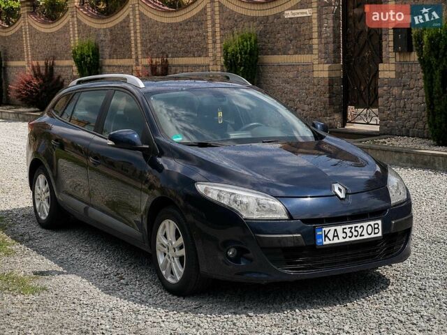 Синий Рено Меган, объемом двигателя 1.5 л и пробегом 300 тыс. км за 5800 $, фото 1 на Automoto.ua