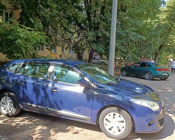 Синий Рено Меган, объемом двигателя 1.46 л и пробегом 270 тыс. км за 7000 $, фото 1 на Automoto.ua
