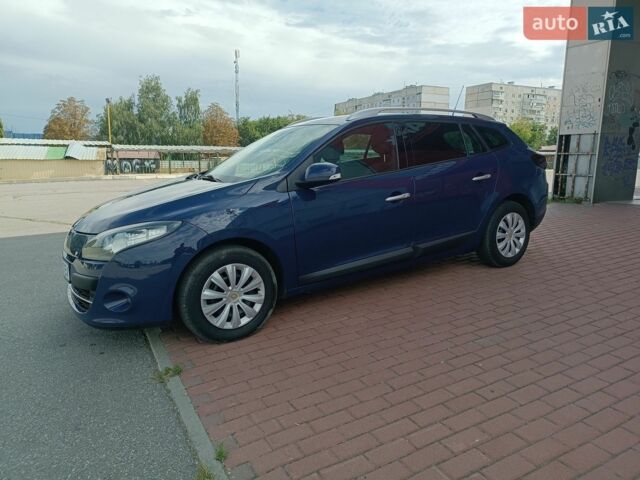 Синій Рено Меган, об'ємом двигуна 1.6 л та пробігом 198 тис. км за 6700 $, фото 1 на Automoto.ua