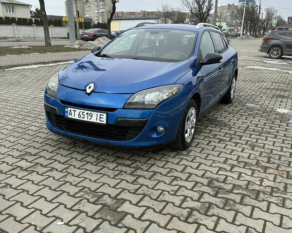 Синий Рено Меган, объемом двигателя 1.46 л и пробегом 220 тыс. км за 7000 $, фото 1 на Automoto.ua