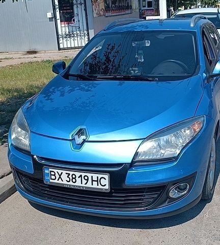 Синій Рено Меган, об'ємом двигуна 1.46 л та пробігом 320 тис. км за 6200 $, фото 1 на Automoto.ua